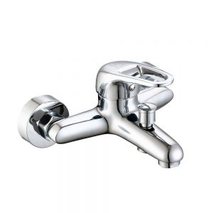 Single lever bathroom tap